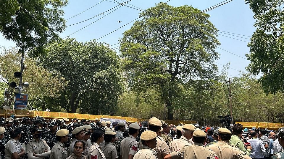 Alleging rigging in NEET, Aam Aadmi Party staged protest in Chandigarh