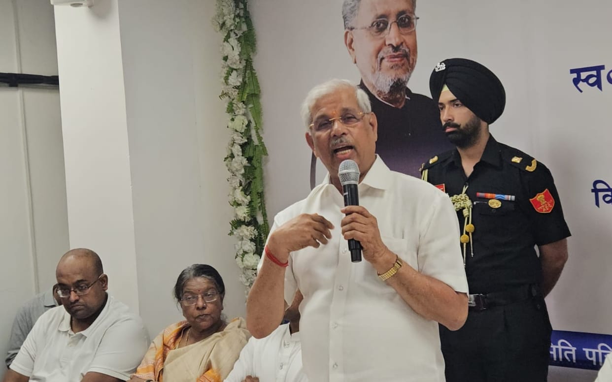 Bihar News: Governor Rajendra Arlekar paid tribute to Sushil Modi in Maa Blood Center Patna