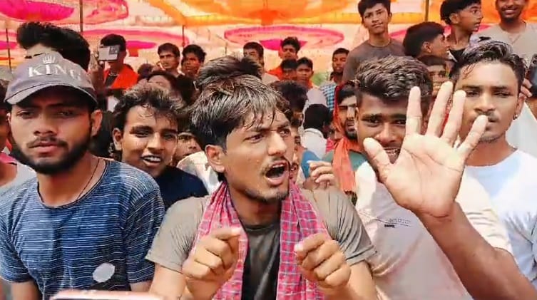 Lok Sabha Election: Uproar in Siwan CM Nitish Kumar's election rally, people raised slogans in protest