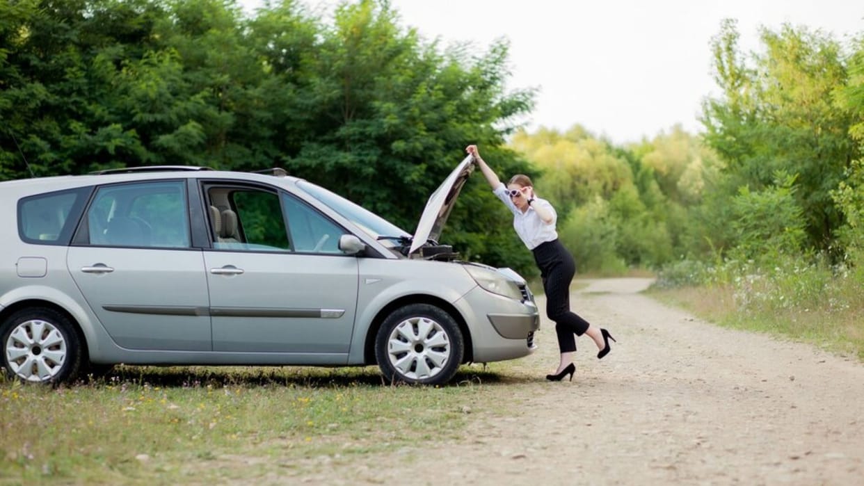 car tips if car breakdown on road then road side assistance service will help