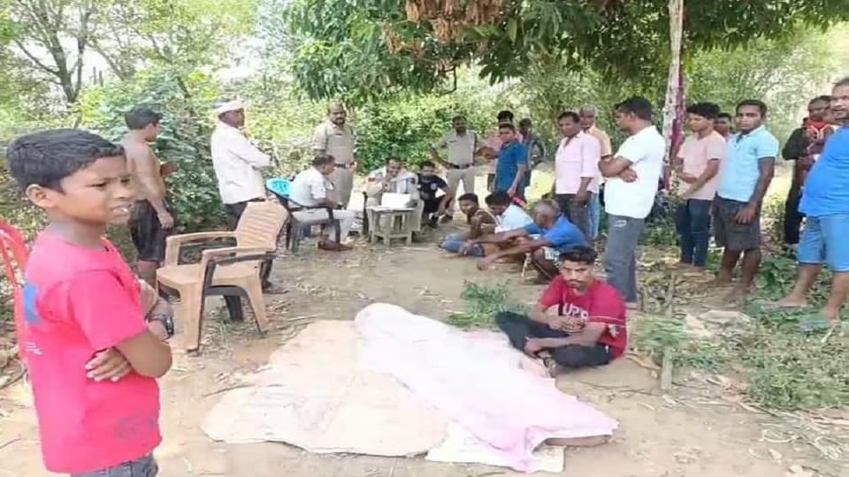 A person who came to clean a well in Korba died