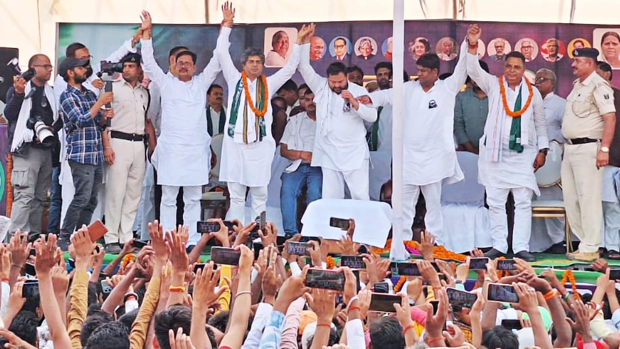 LS Polls: Tejashwi Yadav says I talk about language of pen, but BJP is talking about Hindu-Muslim and sword