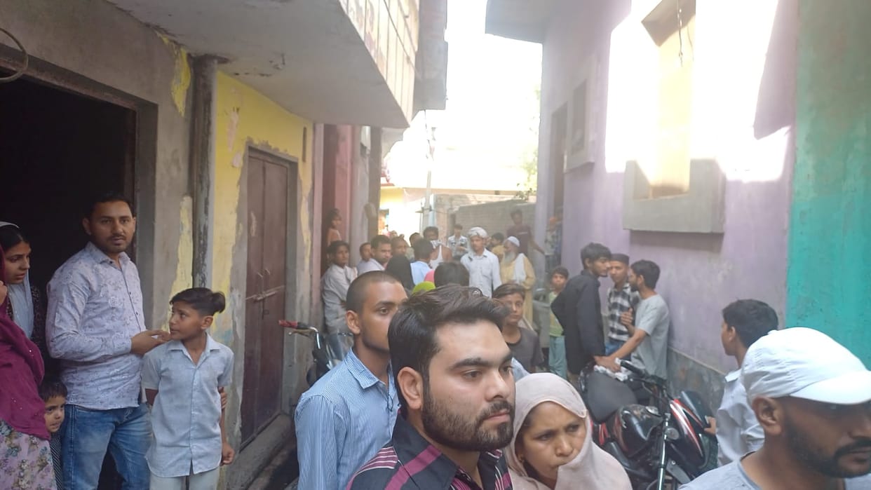 Baghpat man who was out on bail shot dead his sister, surrenders