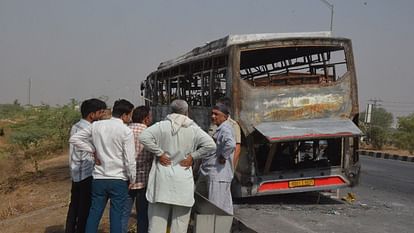 Nuh Bus Fire Update Fire broke out in a moving bus filled with devotees nine burnt alive see photos