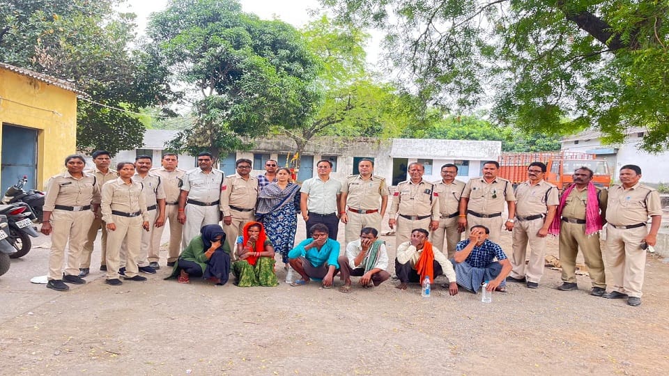 66 liters of raw liquor seized 600 kg Mahua Lahan recovered in Korba