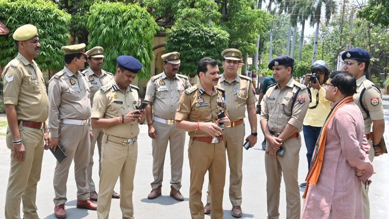 any lakh people were challaned for not wearing helmets in varanasi about three months