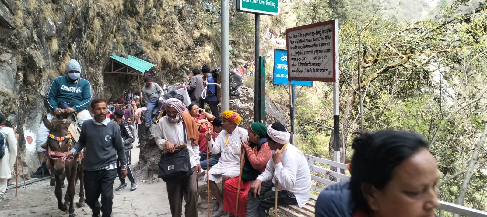 Chardham Yatra 2024 Huge Crowd of devotees is increasing every day see pictures
