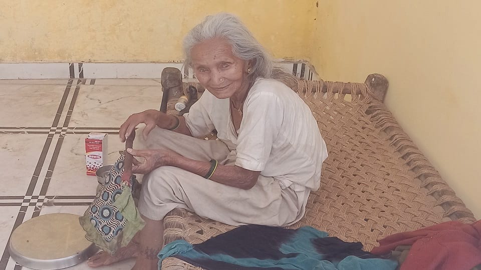 Two-time MP Phoolan Devi's mother is desperate for money