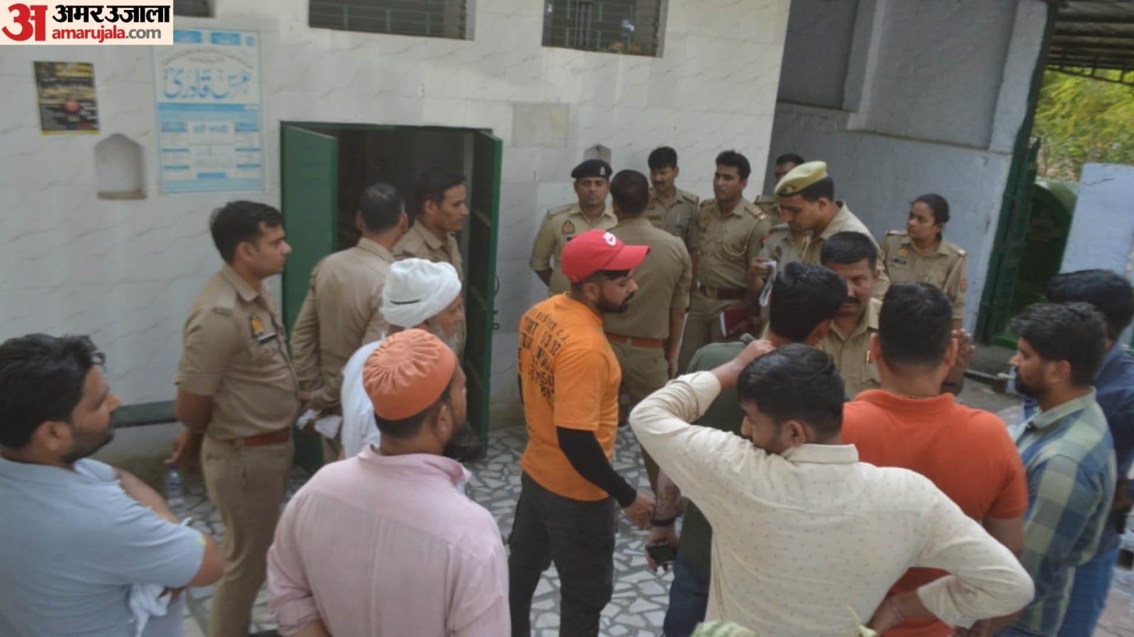 Woman murdered in mosque in Agra Question on security in high security zone due to murder in mosque