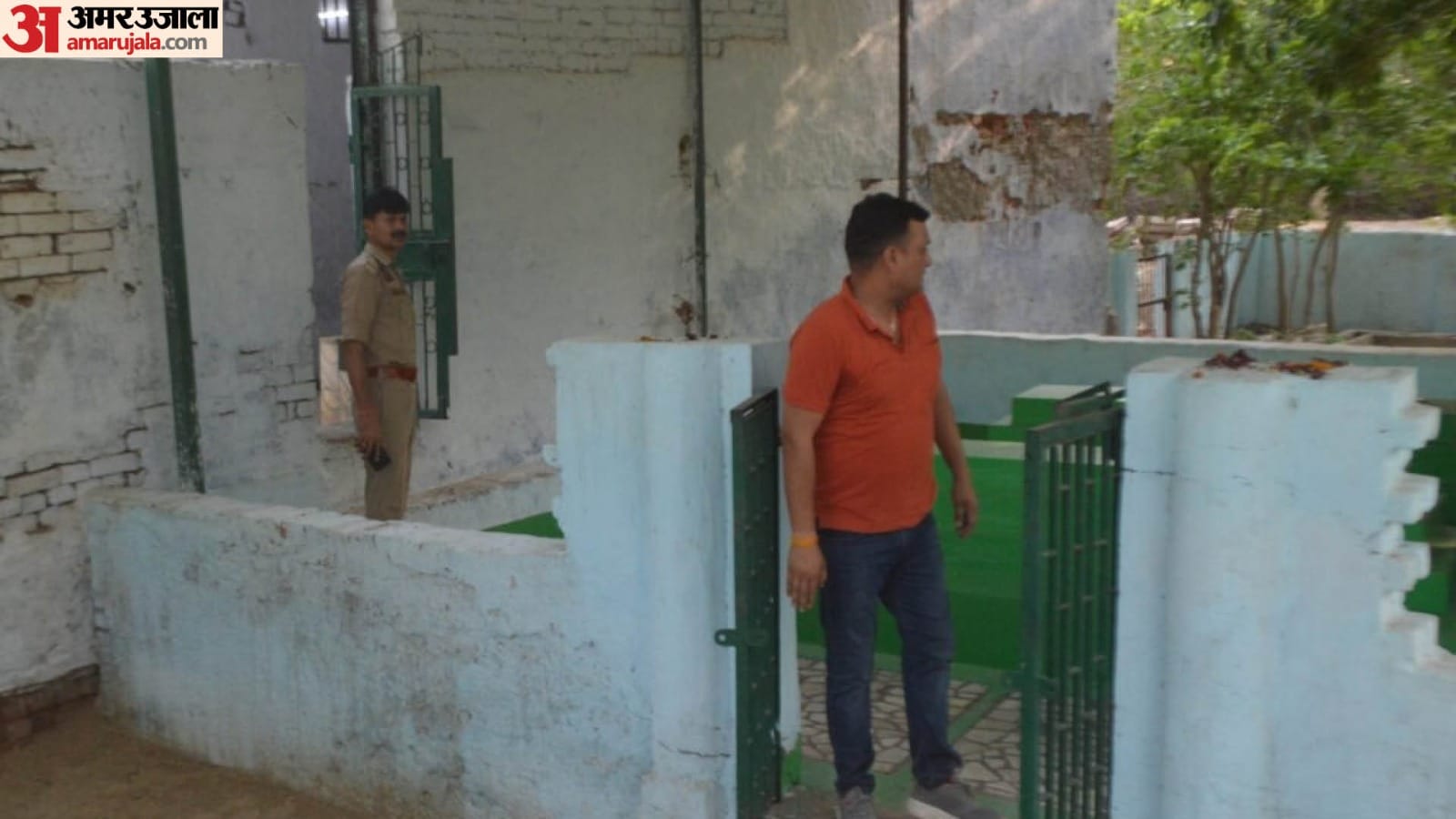 Woman murdered in mosque in Agra Question on security in high security zone due to murder in mosque