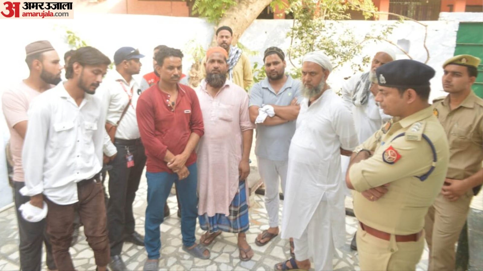 Woman murdered in mosque in Agra Question on security in high security zone due to murder in mosque