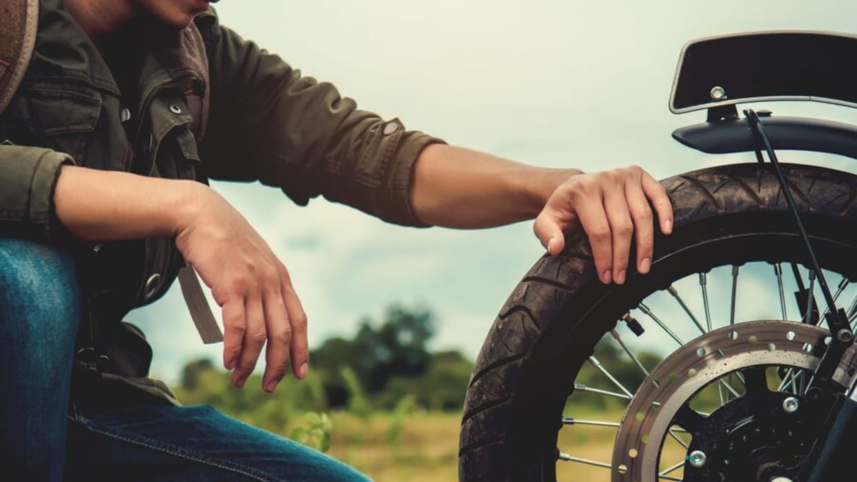tyres for motorcycles in summer season know the detail