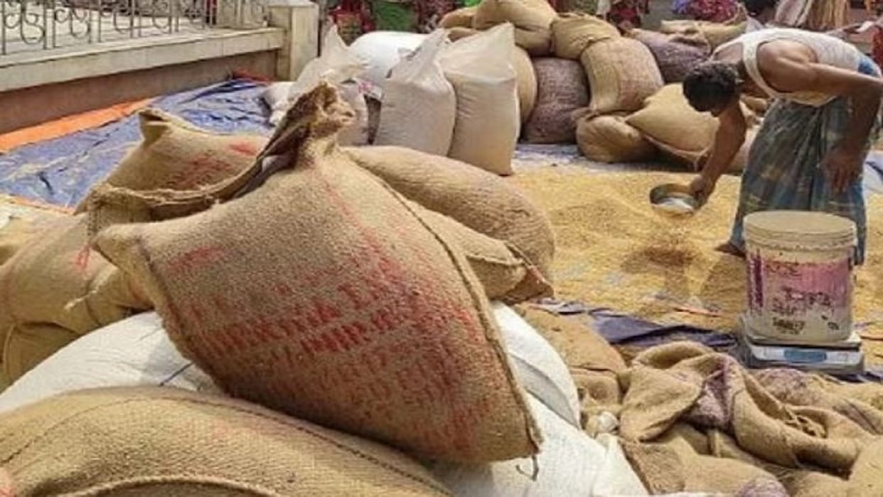 ration dealers warned if the case is not withdrawn, we will not distribute ration in August