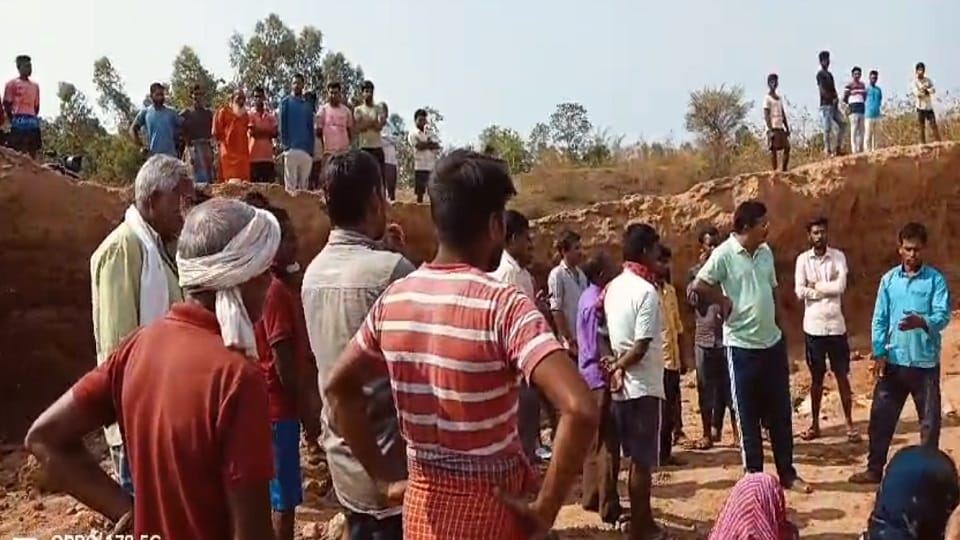 Three workers buried after Murum mine collapse one worker died in incident in Gaurela Pendra Marwahi