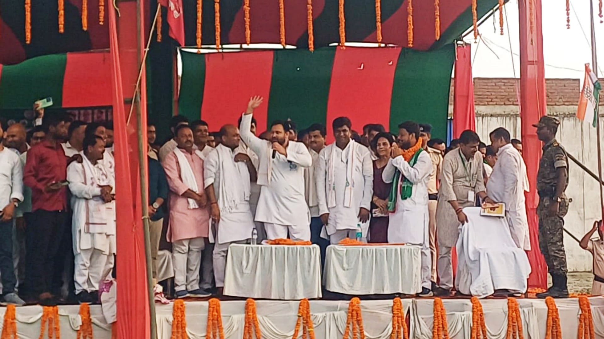 Gopalganj: Tejashwi Yadav taunt Nitish, nothing will be said right now about what will happen after elections