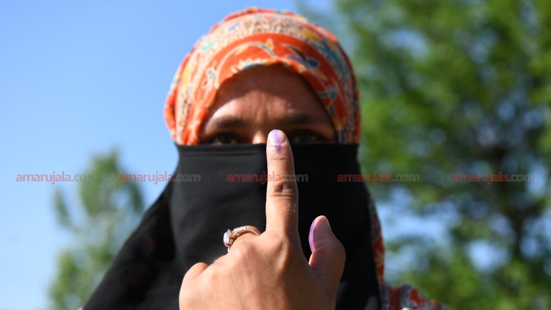 jammu kashmir baramulla Lok Sabha Election Phase 5 voting continue amid tight security
