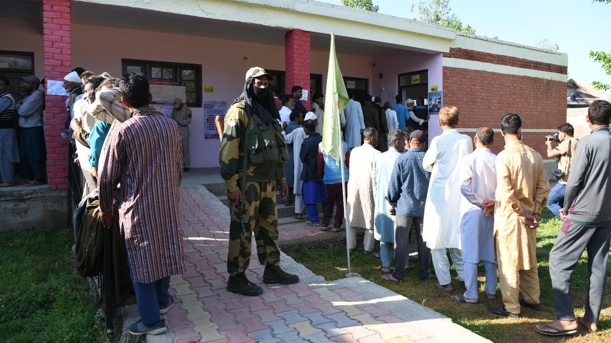 Election Commission issued notification for first phase voting in Jammu and Kashmir