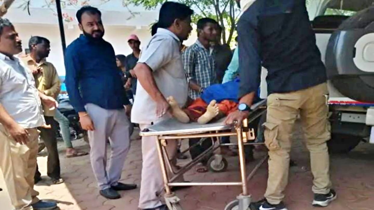 Mandsaur Road Accident Milk tanker driver hits bike rider mother and daughter die on spot