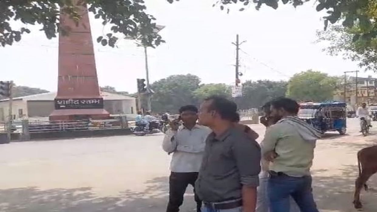 People suffering due to scorching heat in Shahjahanpur