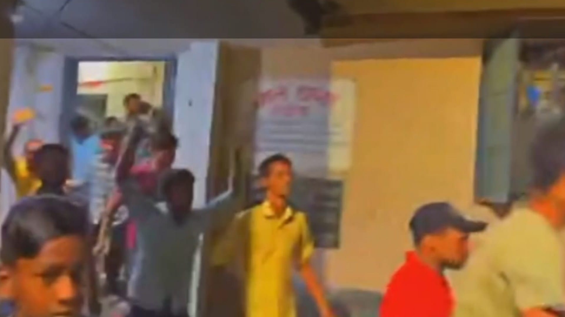 Darbhanga: FIR registered against 130 people including 24 named accused in case of freeing fake voters from PS