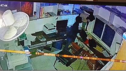 Jaipur: Thieves raided the office of Congress leader, stole computer and TV from the office in Sanganer