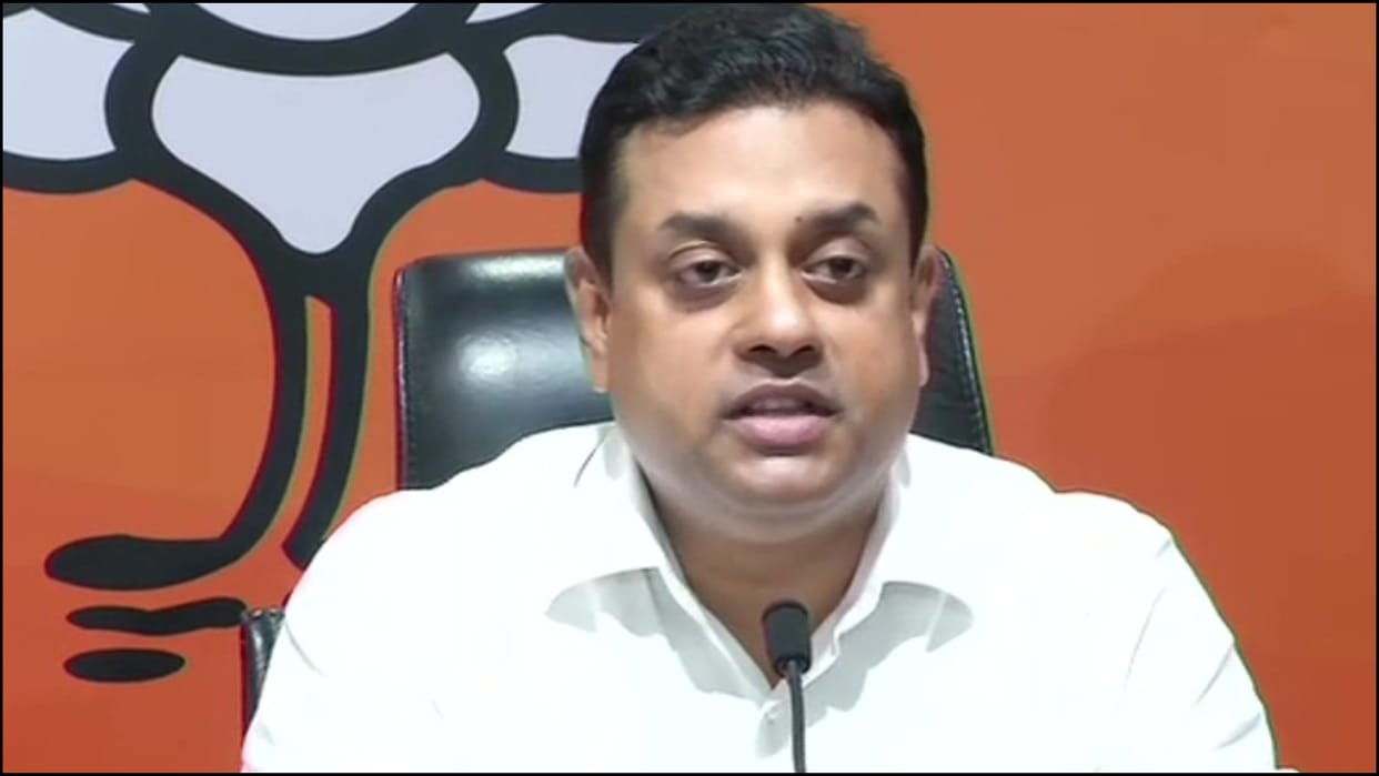 BJP leaders mock congress mp Rahul Gandhi's speech in Lok Sabha