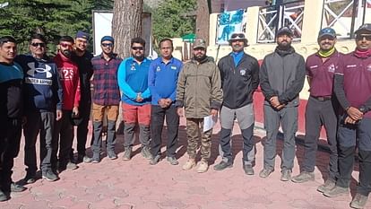 Gangotri glacier Uttarkashi Six member team from Pune leaves for mount Thaelu ascension Uttarakhand news