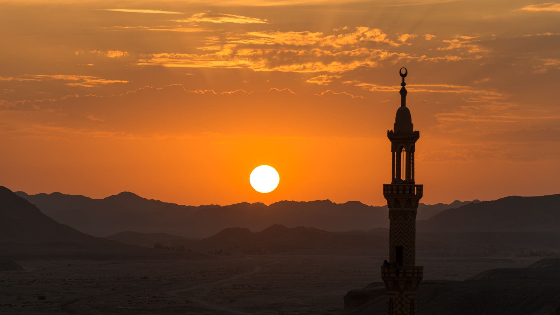 Valley of Peace largest world cemetery in holy city of Najaf Wadi Al Salam