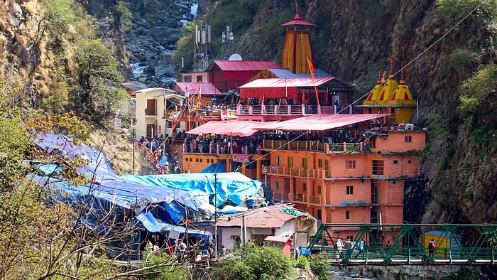 Chardham Yatra: भक्तों में उत्साह; 189212 श्रद्धालुओं ने किए अब तक दर्शन, अतिथि देवो भव: की परंपरा का आह्वान Chardham Yatra 2025 Enthusiasm among devotees for Chardham Yatra, 189212 visited Badrinath Kedarnath gangotri