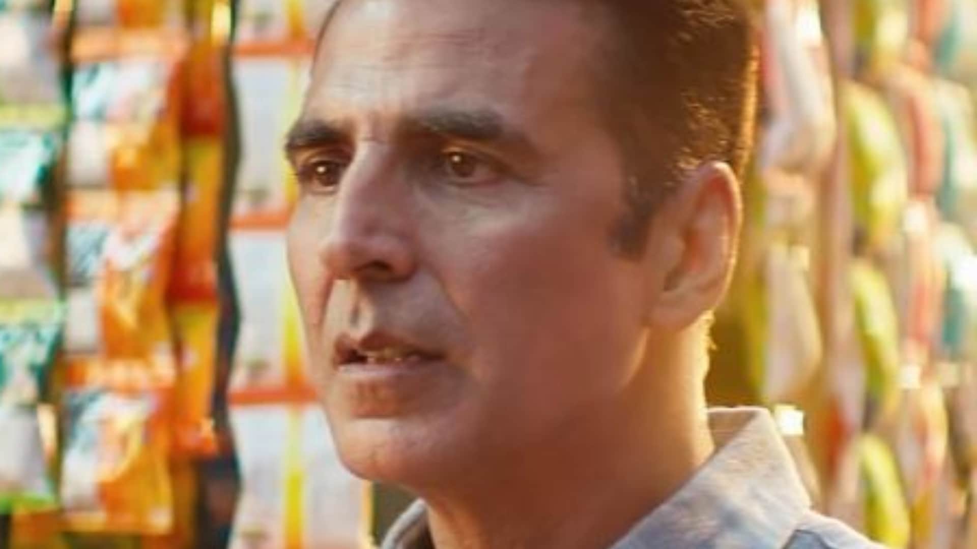Bollywood Celebs Job Before Came Into Industry Ranveer Singh Akshay Kumar Sonakshi Sinha Taapsee Pannu