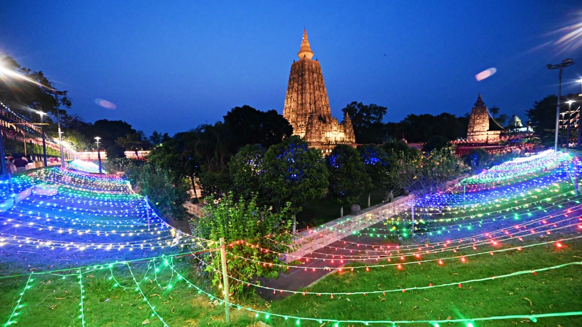 Bodh Gaya: 2568th Buddha Jayanti will be celebrated on 23 May, see fascinating pictures of Mahabodhi Temple