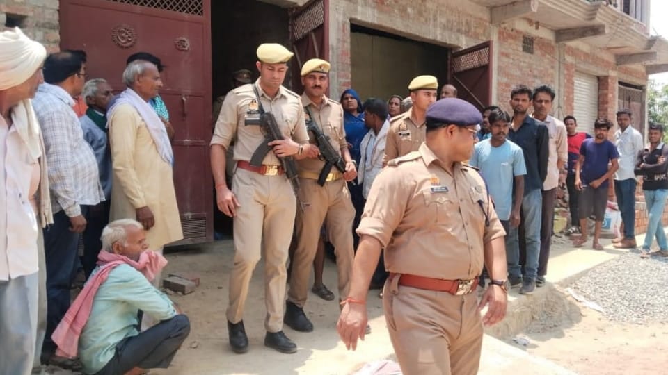 Daughter Killed VDO Father in Kannauj Teenager accused of murder had ordered chloroform online