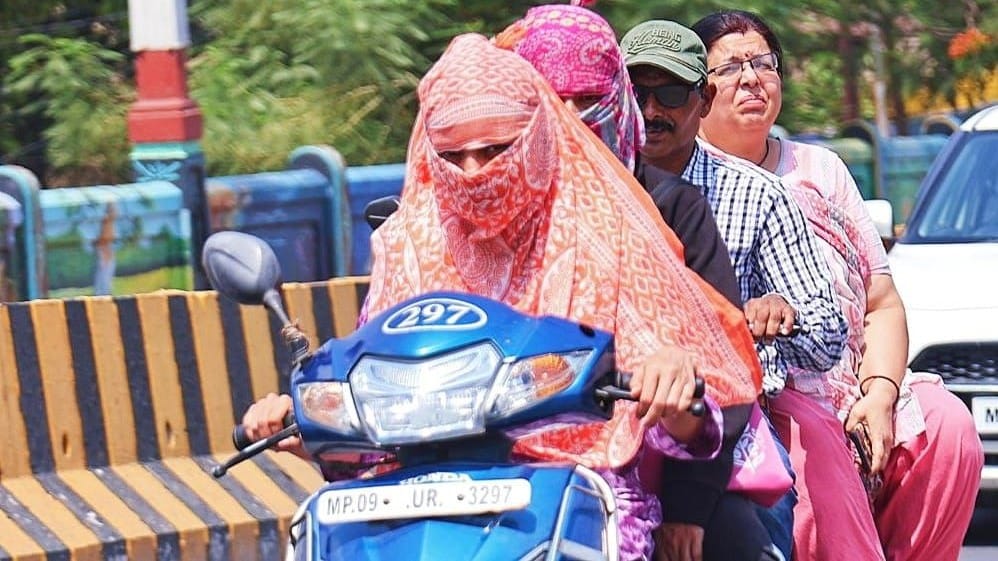 weather update imd forecast indore today temperature
