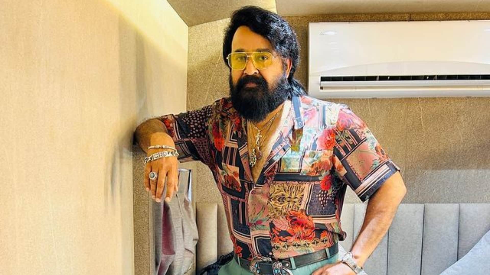 Tamil Actor Vijay Personally called mohanlal for zilla Reveals Superstar in Recent Event Read details Inside