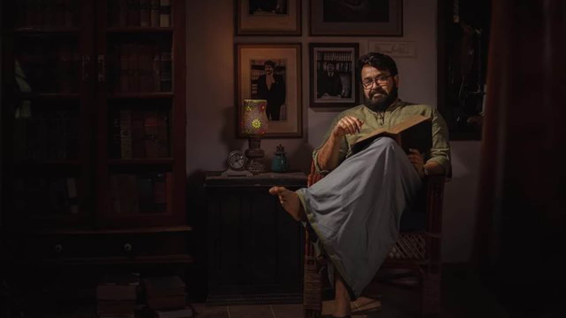 Tamil Actor Vijay Personally called mohanlal for zilla Reveals Superstar in Recent Event Read details Inside