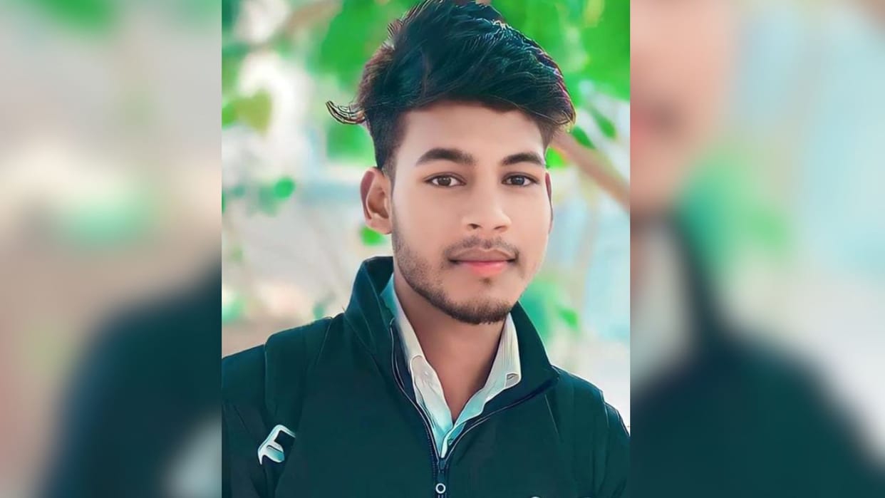 Man died after getting hit by high tension current in azamgarh