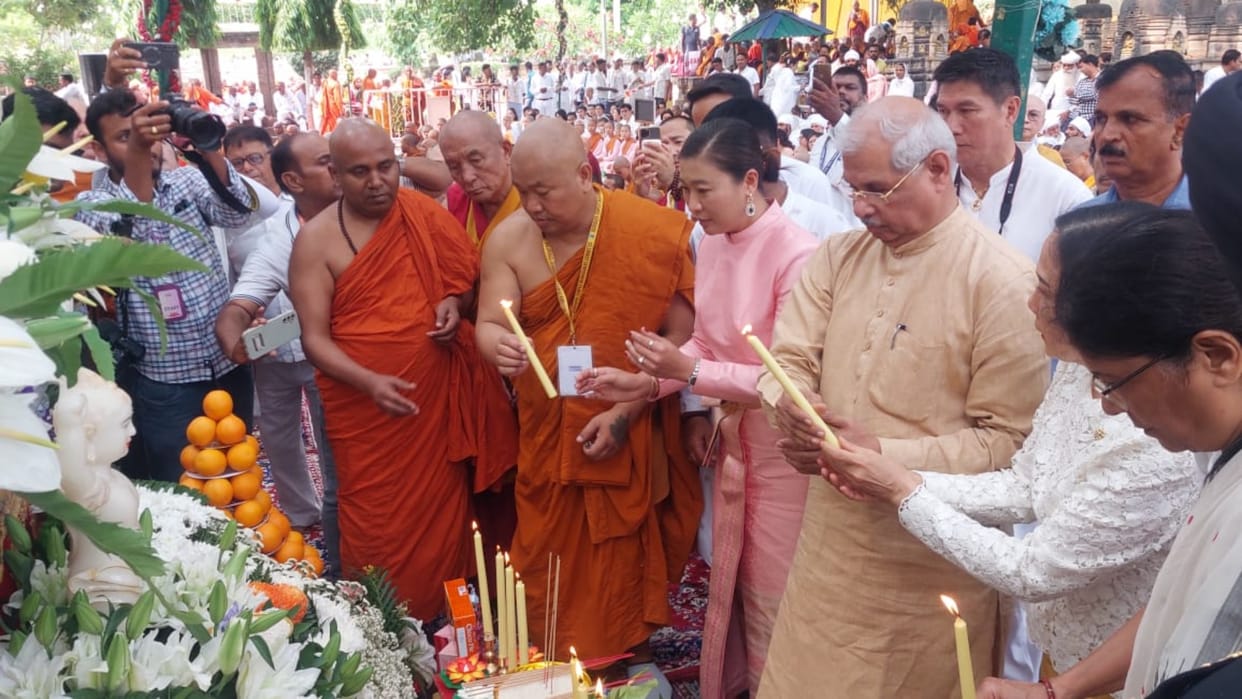 Buddha Jayanti: Dhamma Yatra passed near the statue of Lord Buddha in Bodh Gaya, Governor inaugurated it