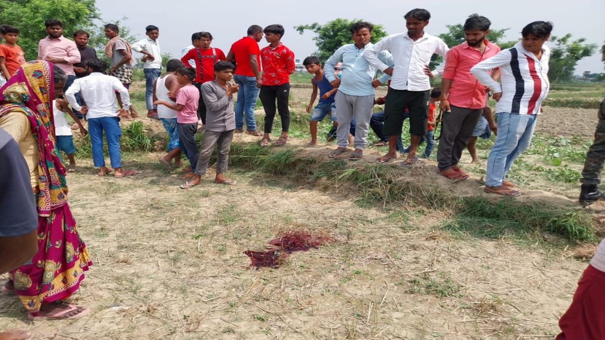 Bihar Crime: Young man chased after being thrown from tempo, shot dead, three shells recovered from the spot