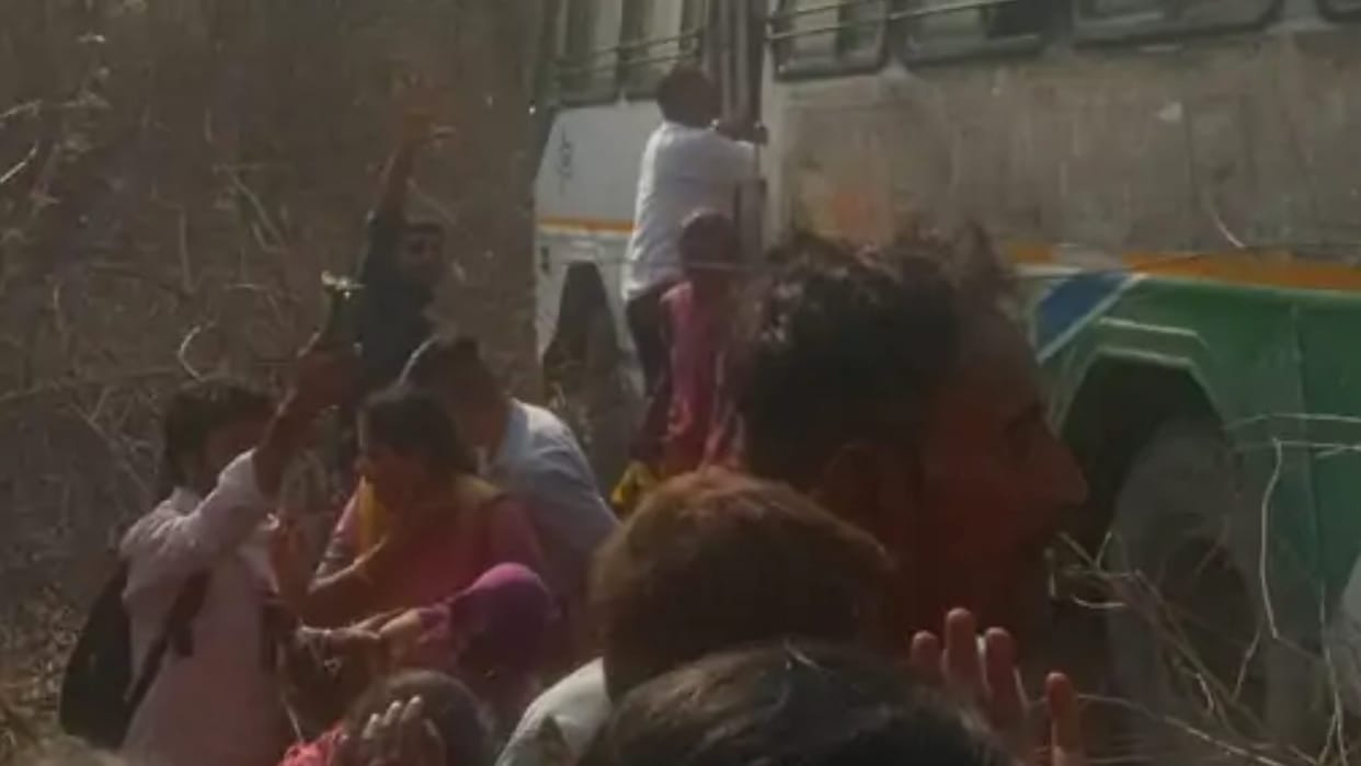 18 passengers injured as bus falls into 30 feet ditch in udaipur