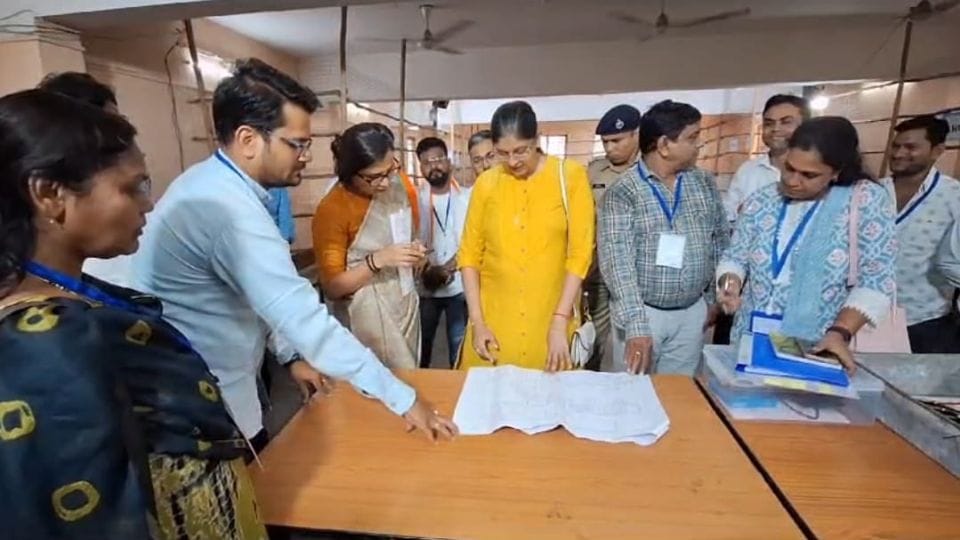 Chief Electoral Officer of Chhattisgarh Reena Baba Saheb Kangale inspected strong room