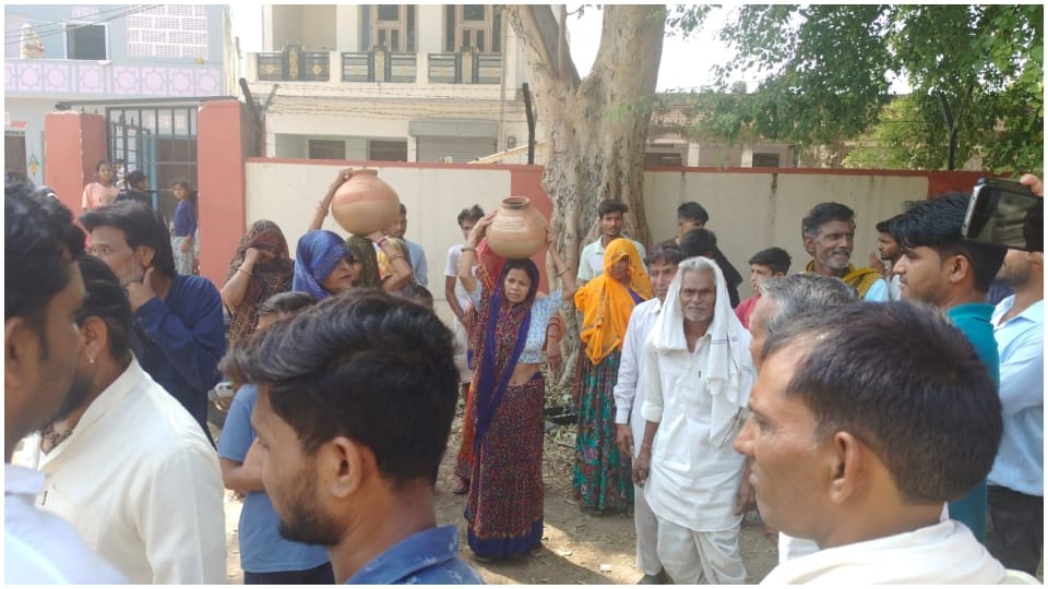 Dausa News: People upset due to unannounced power cuts cuts of two hours each in many areas of the district