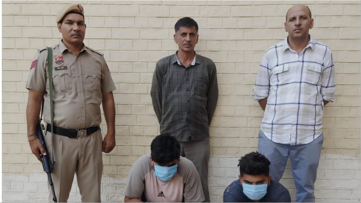 Jhajjar: Two accused carrying drugs in the car caught