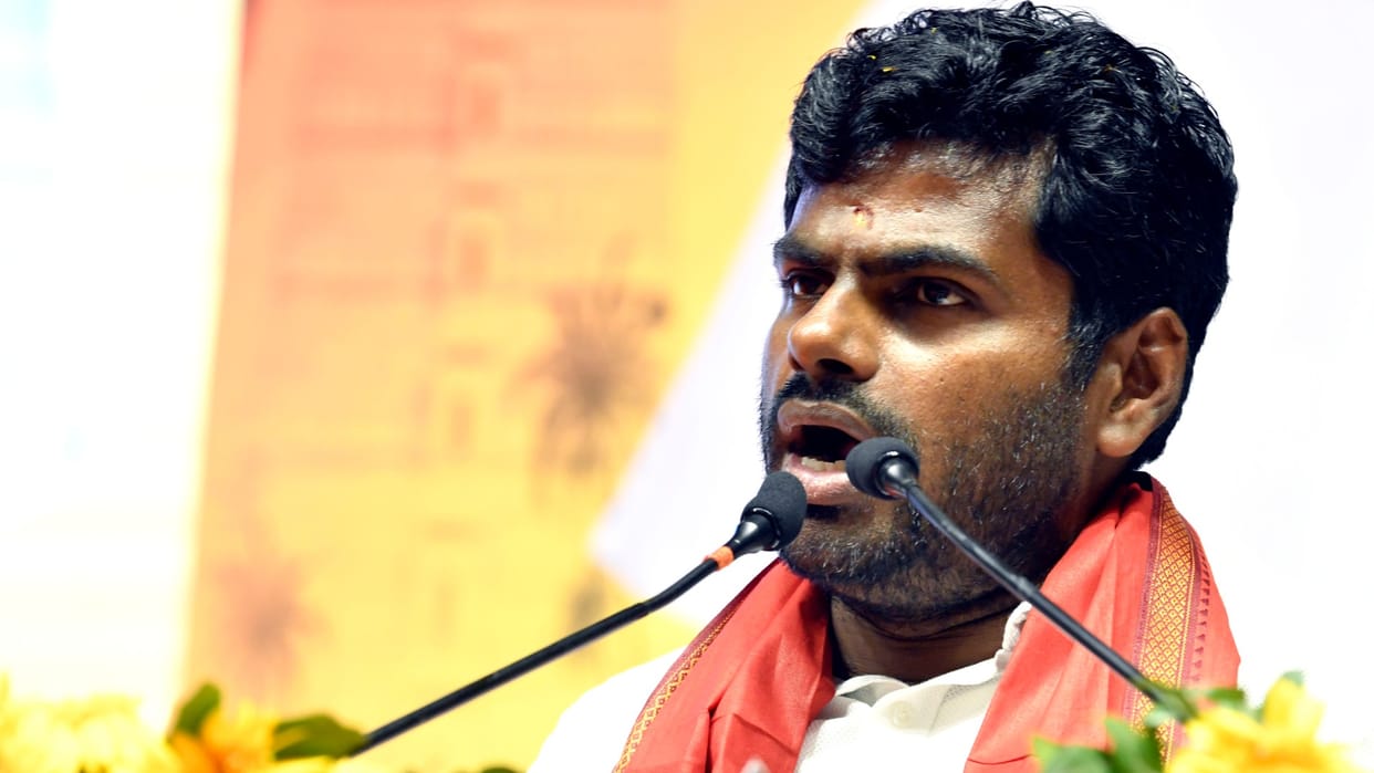 Annamalai criticized DMK and Stalin government over three language policy and Hindi
