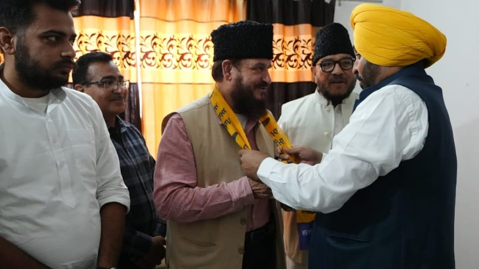 Former minister Nusrat Ali Khan Bagha joined Aam Aadmi Party