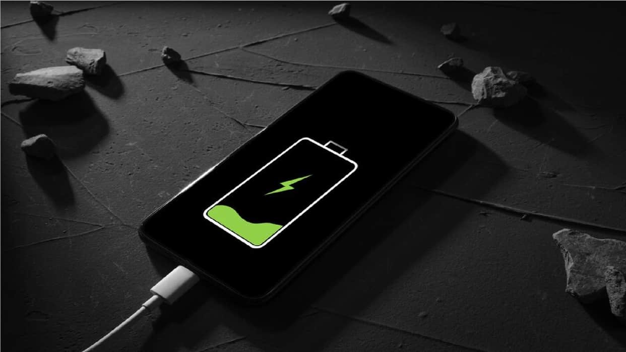 how may times is it safe to charge smartphone battery in a day know tips