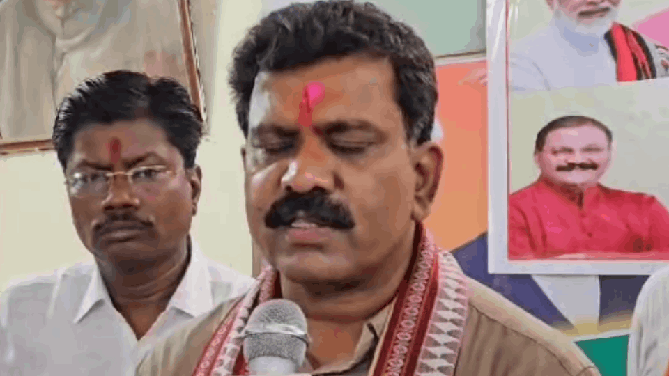 Chhattisgarh Naxalite encounter Deputy CM Vijay Sharma said We are ready for talks and surrender