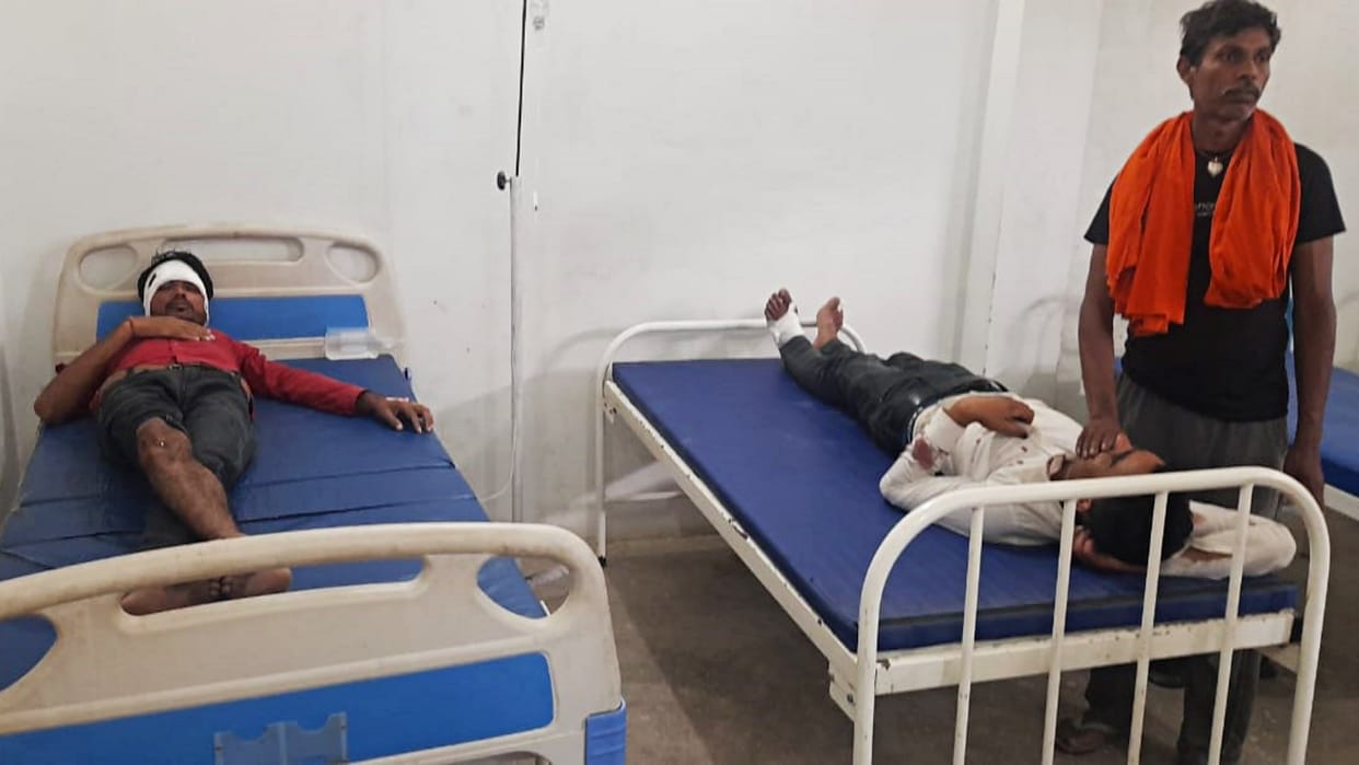 Bihar: One woman died and 4 people were seriously injured in horrific collision between 2 bikes in Begusarai