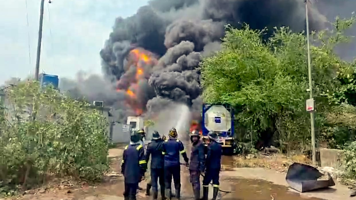 Dombivli Boiler Blast in Maharashtra Several Killed and Injured CCTV footage know updates in hindi