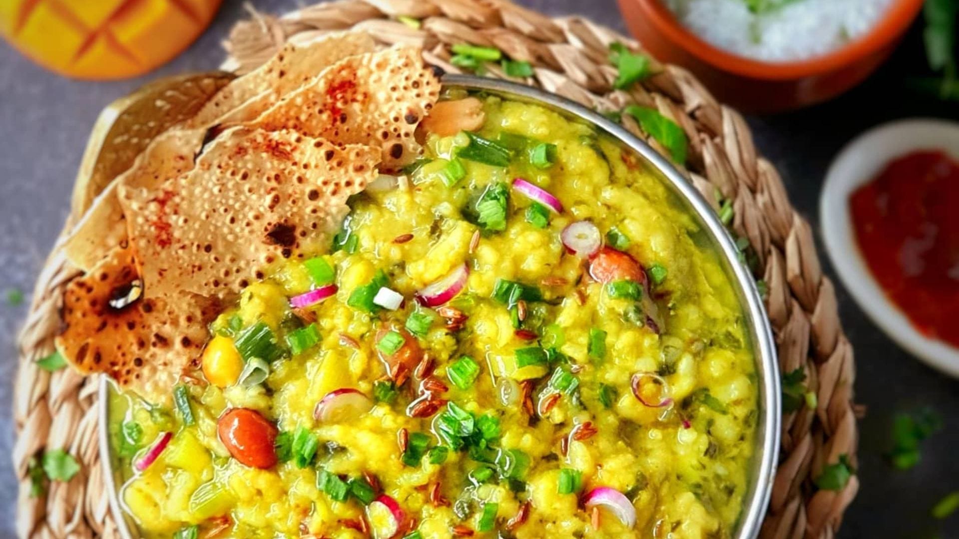 Lunch Recipe how to make masala khichdi at home masala khichdi recipe in hindi