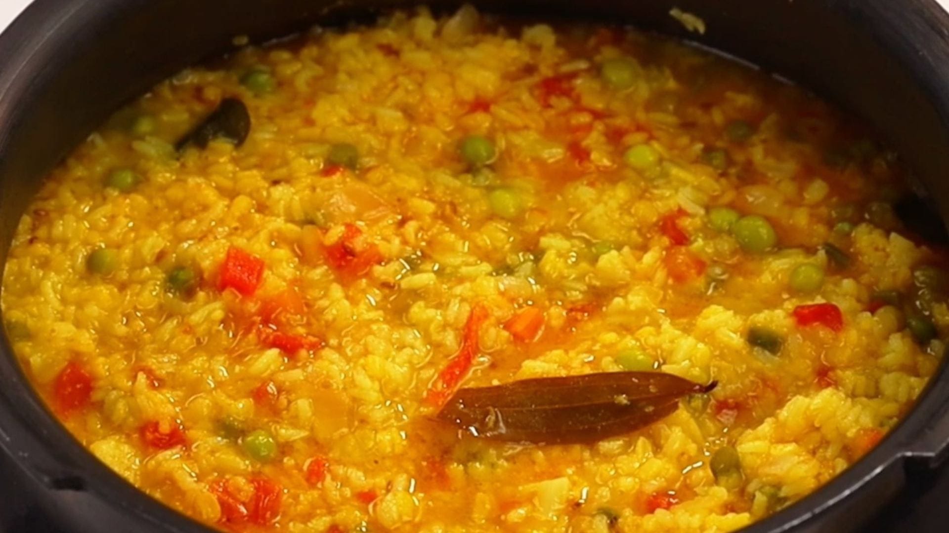 Lunch Recipe how to make masala khichdi at home masala khichdi recipe in hindi
